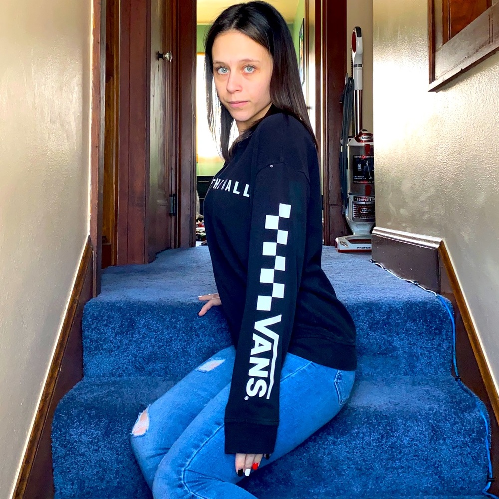 VANS Crew Sweater 🍑
